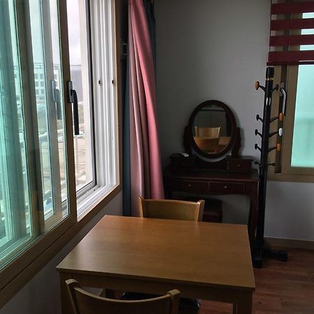 Seongsanpo Love Pension مدينة سيوجويبو المظهر الخارجي الصورة